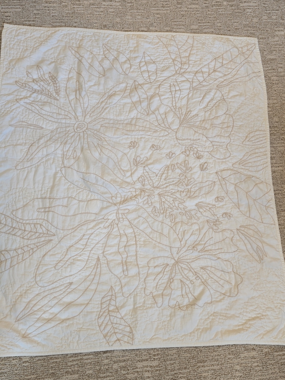 Crate & Barrel Kids Baby/Toddler Quilt